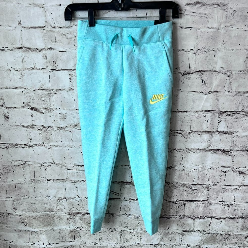 NWT Nike Sweatpants Size XS